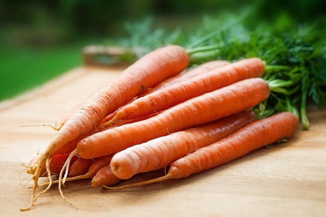 Carrot Nutrition Facts 100g | Carrot Vegetable Benefits